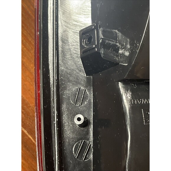 Tail Light Eagle Eyes FR278-U000R New - Picture 14 of 16
